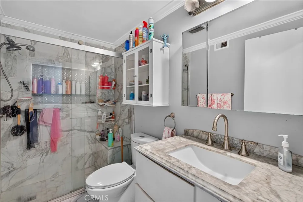 2610 El Volcan Hacienda Heights, CA 91745