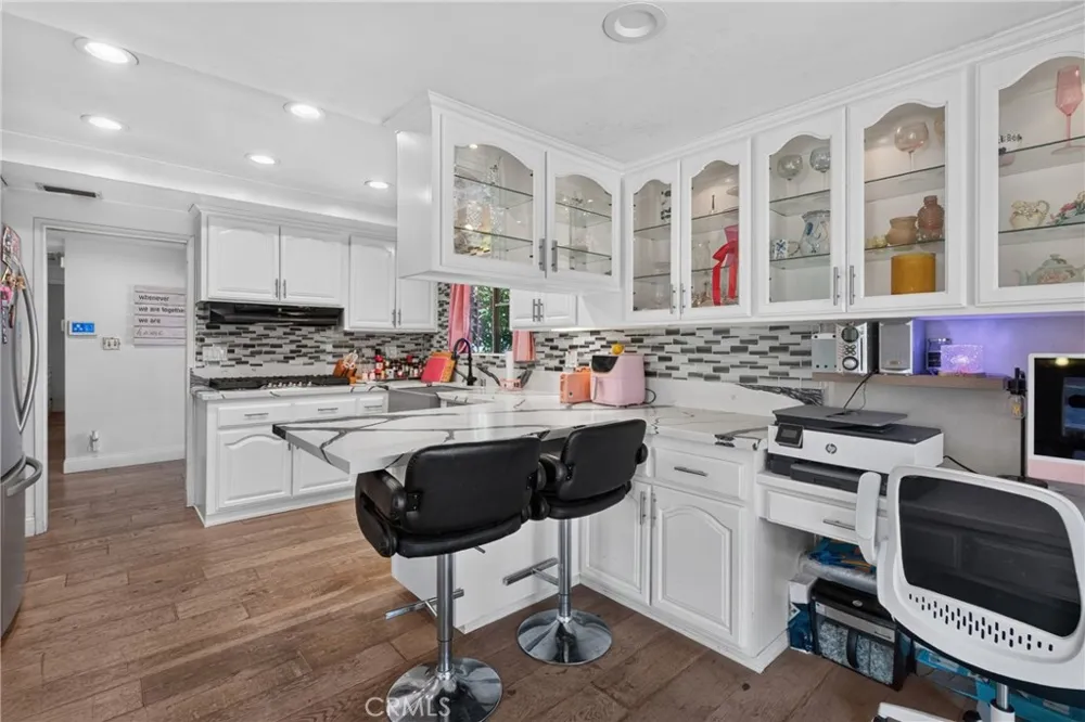 2610 El Volcan Hacienda Heights, CA 91745