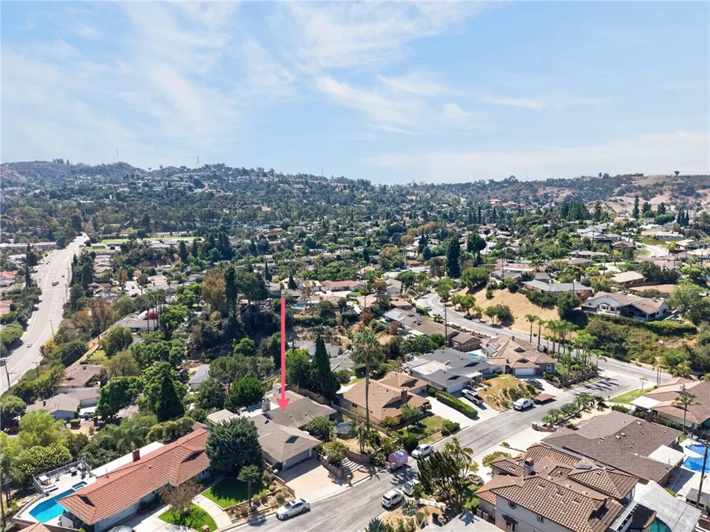 2610 El Volcan Hacienda Heights, CA 91745