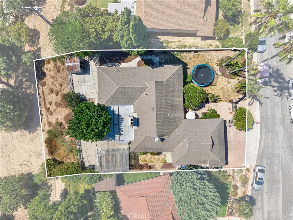 2610 El Volcan Hacienda Heights, CA 91745