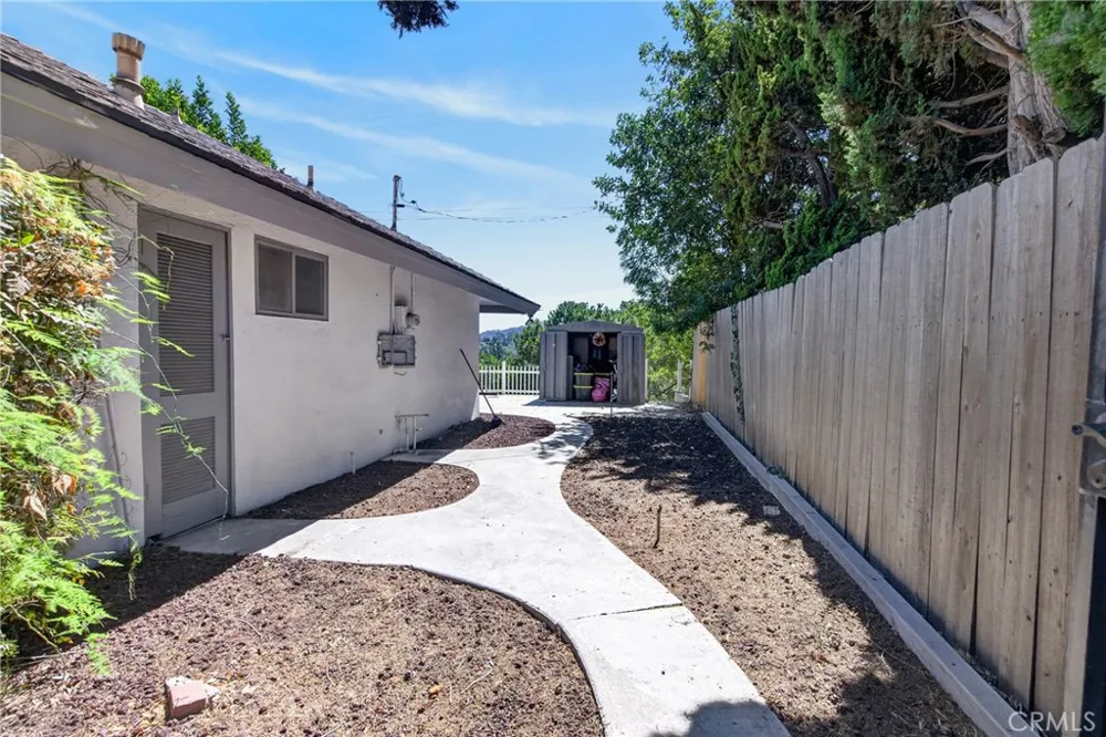 2610 El Volcan Hacienda Heights, CA 91745
