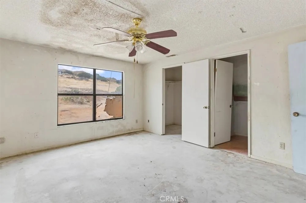 8885 Corto Road Apple Valley, CA 92308