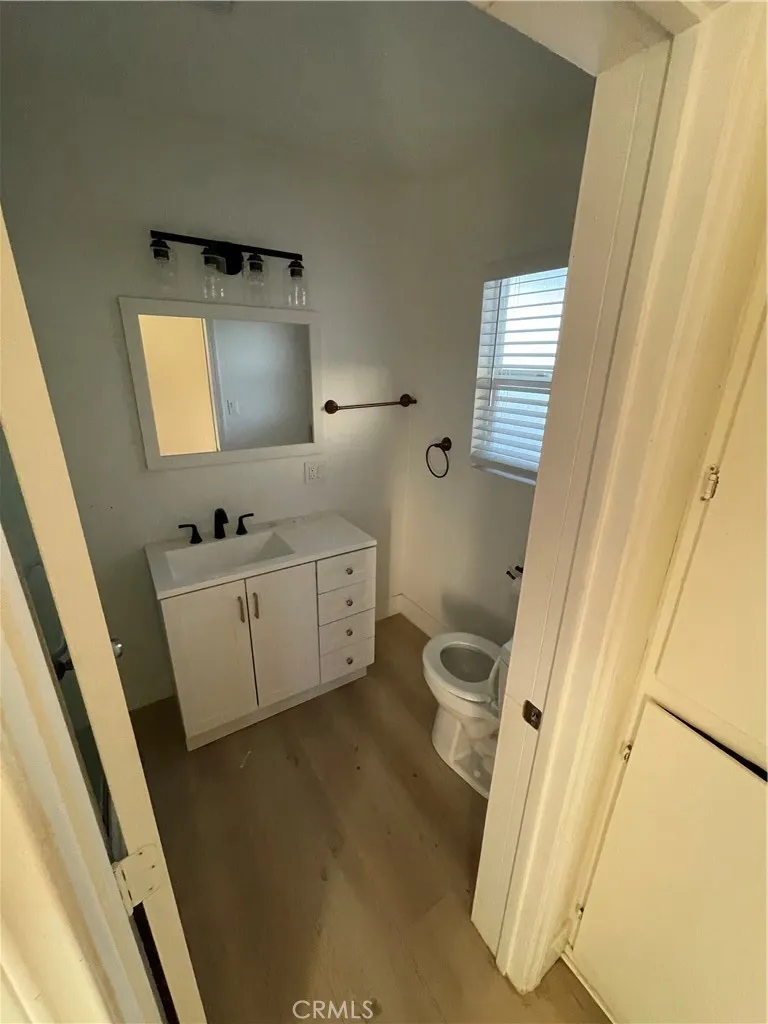 184 E 9th San Bernardino, CA 92410