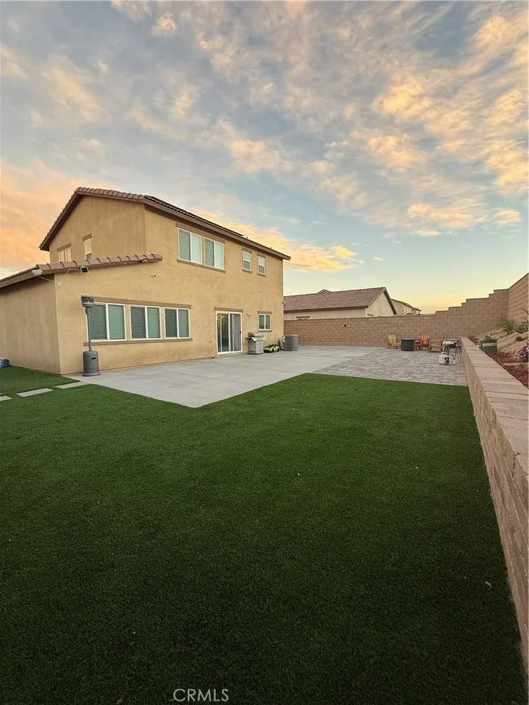 15522 San Francisco Victorville, CA 92394