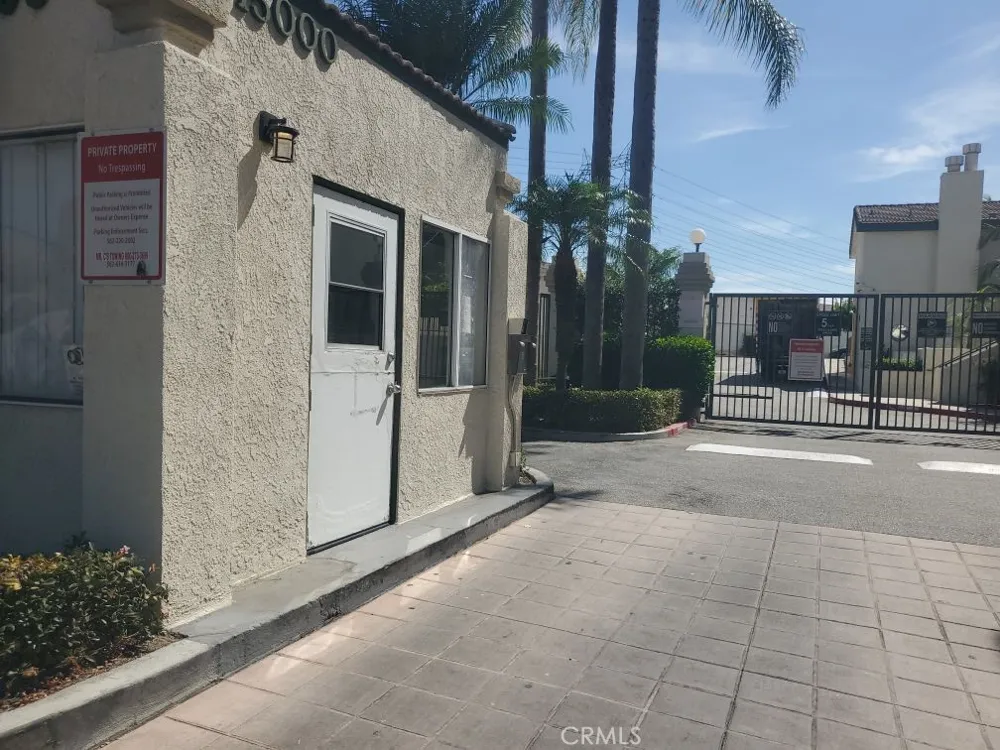 15000 Downey #273 Paramount, CA 90723