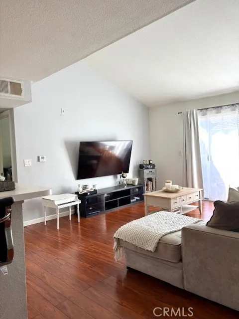 15000 Downey #273 Paramount, CA 90723