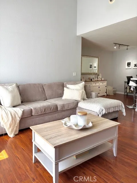 15000 Downey #273 Paramount, CA 90723