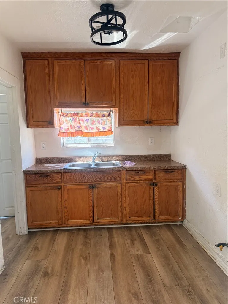 2742 Cudahy Street Huntington Park, CA 90255