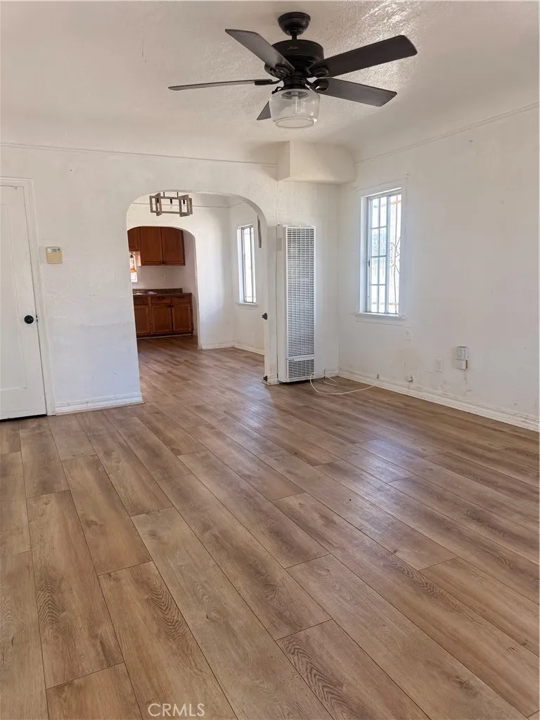2742 Cudahy Street Huntington Park, CA 90255