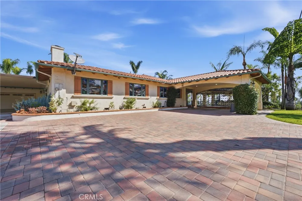 14810 Las Tunas Hacienda Heights, CA 91745