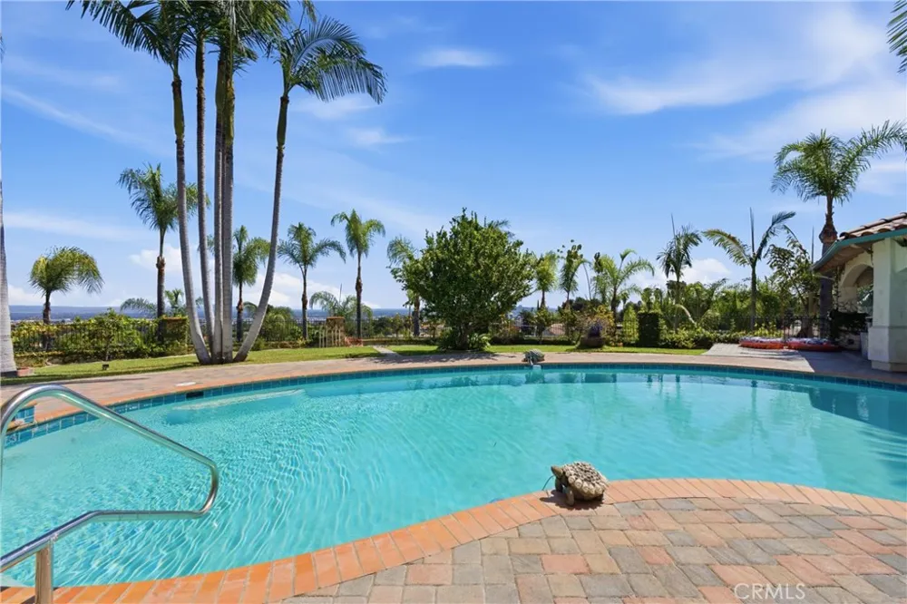 14810 Las Tunas Hacienda Heights, CA 91745