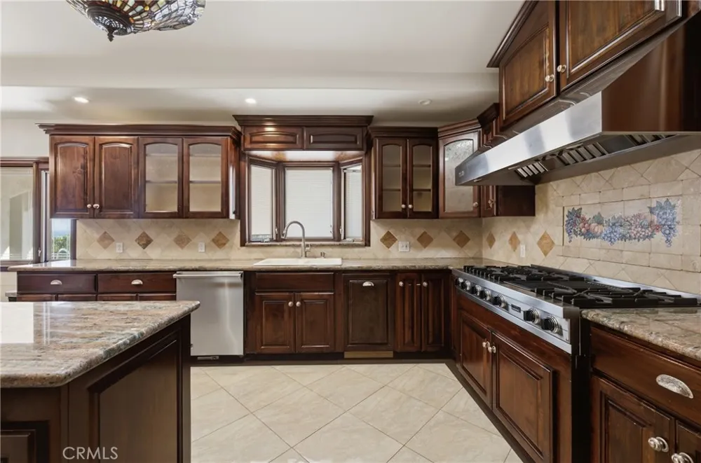 14810 Las Tunas Hacienda Heights, CA 91745