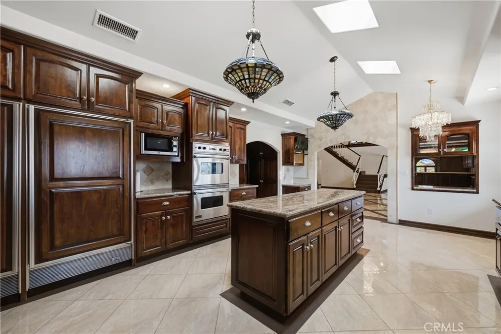 14810 Las Tunas Hacienda Heights, CA 91745