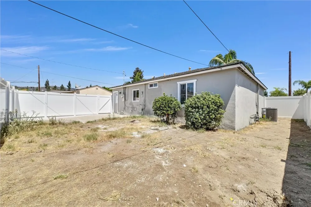 5505 Traymore Covina, CA 91722