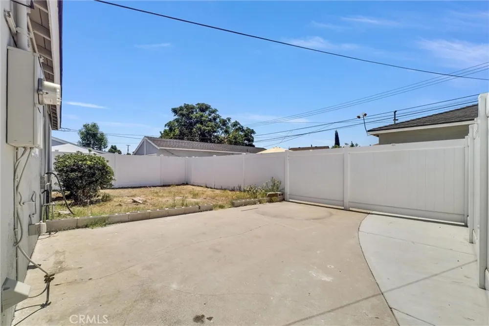5505 Traymore Covina, CA 91722