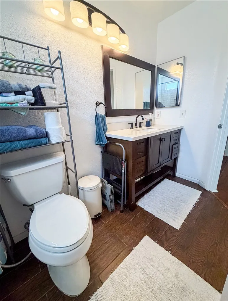 13949 Arthur Avenue #1 Paramount, CA 90723