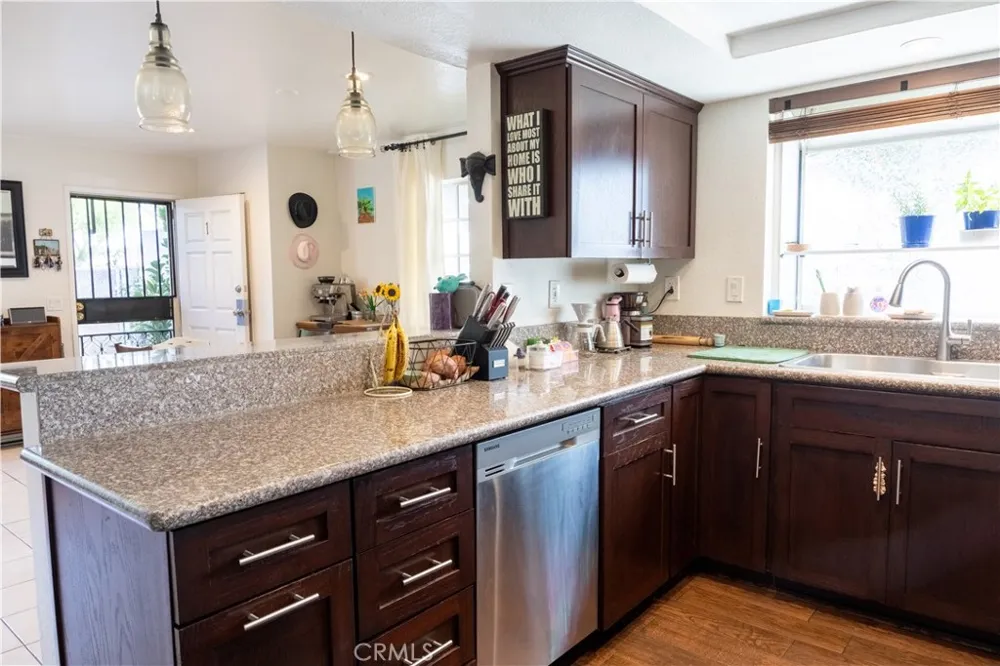 13949 Arthur Avenue #1 Paramount, CA 90723