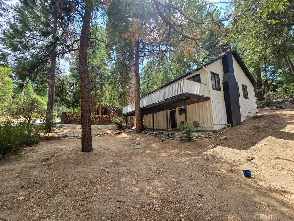 25253 Nestwa Trail Idyllwild, CA 92549