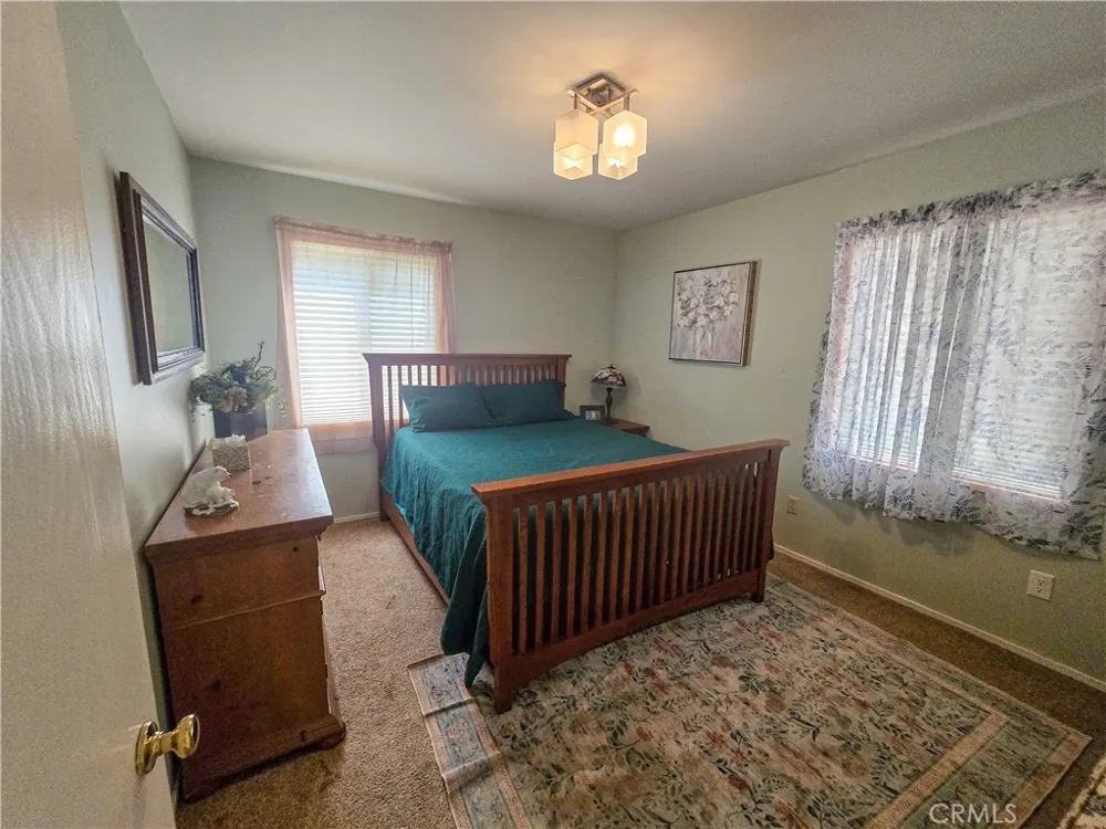 25253 Nestwa Trail Idyllwild, CA 92549