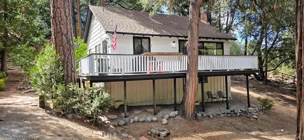 25253 Nestwa Trail Idyllwild, CA 92549
