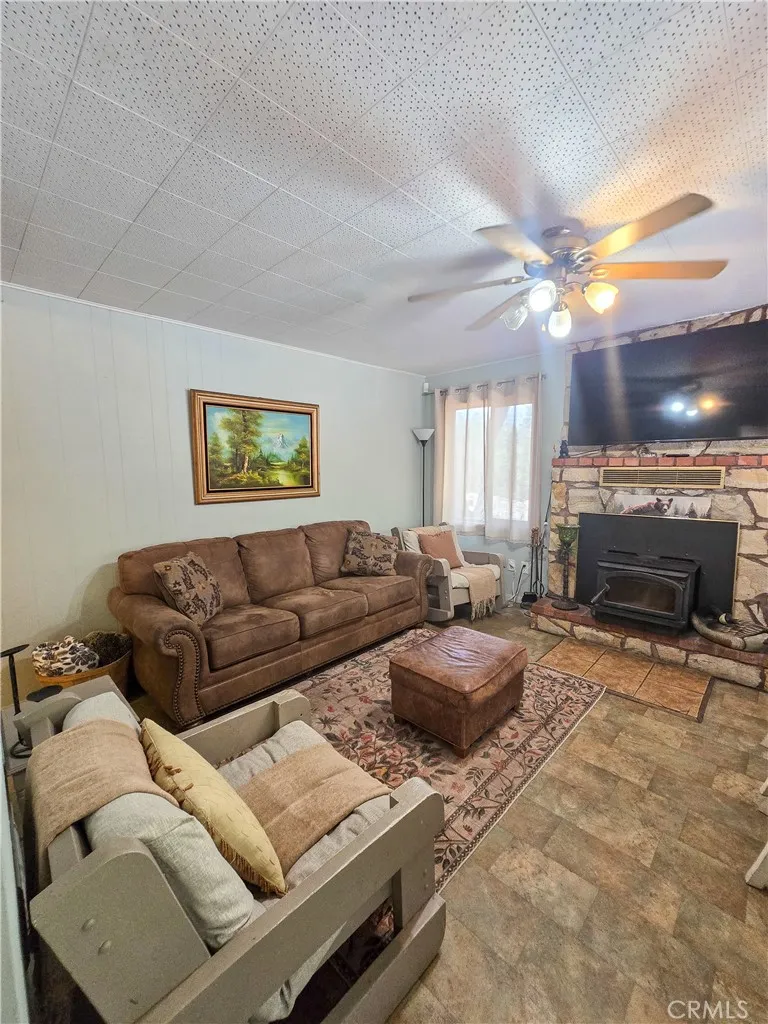 25253 Nestwa Trail Idyllwild, CA 92549
