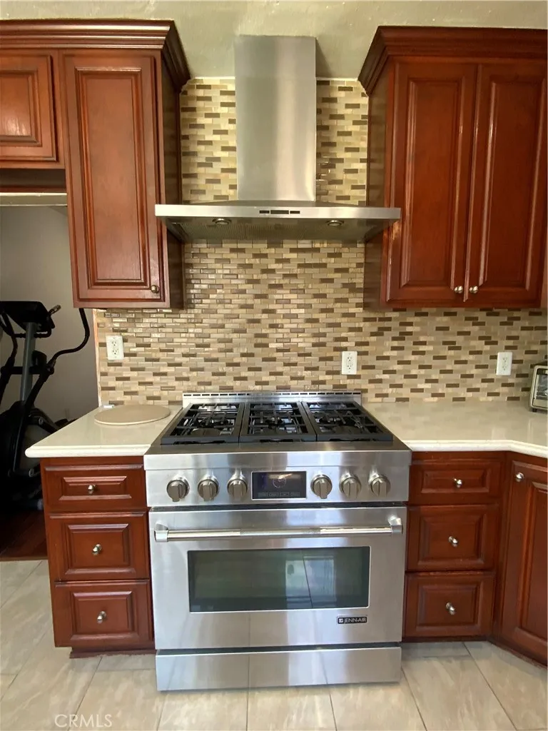 10826 Maidstone Santa Fe Springs, CA 90670