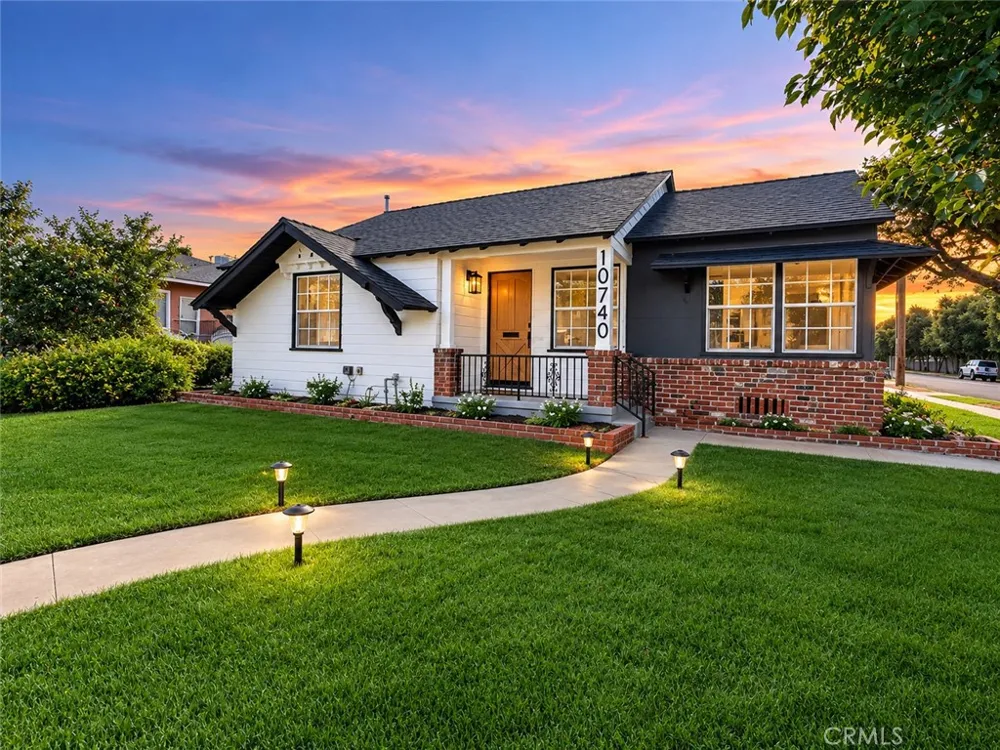 10740 Shellyfield Downey, CA 90241