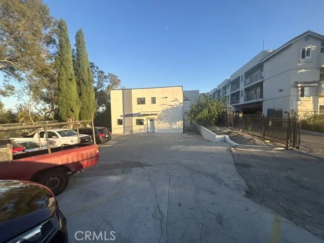 5210 Oakland Los Angeles, CA 90032