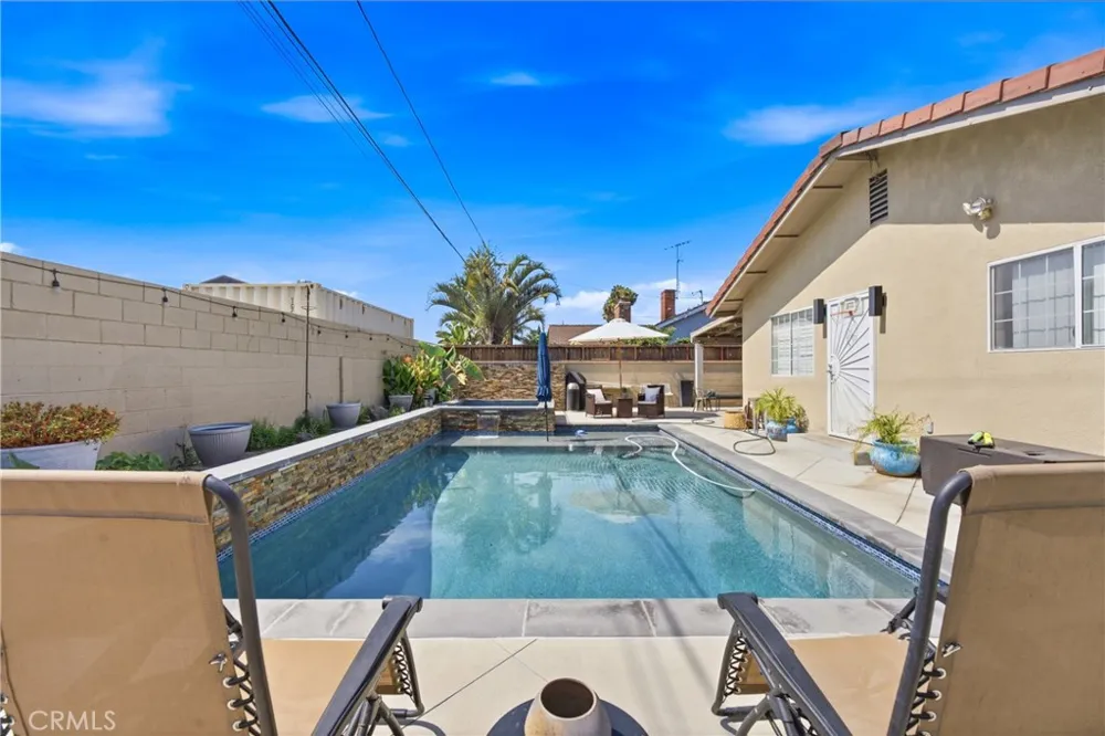 11512 Samoline Downey, CA 90241