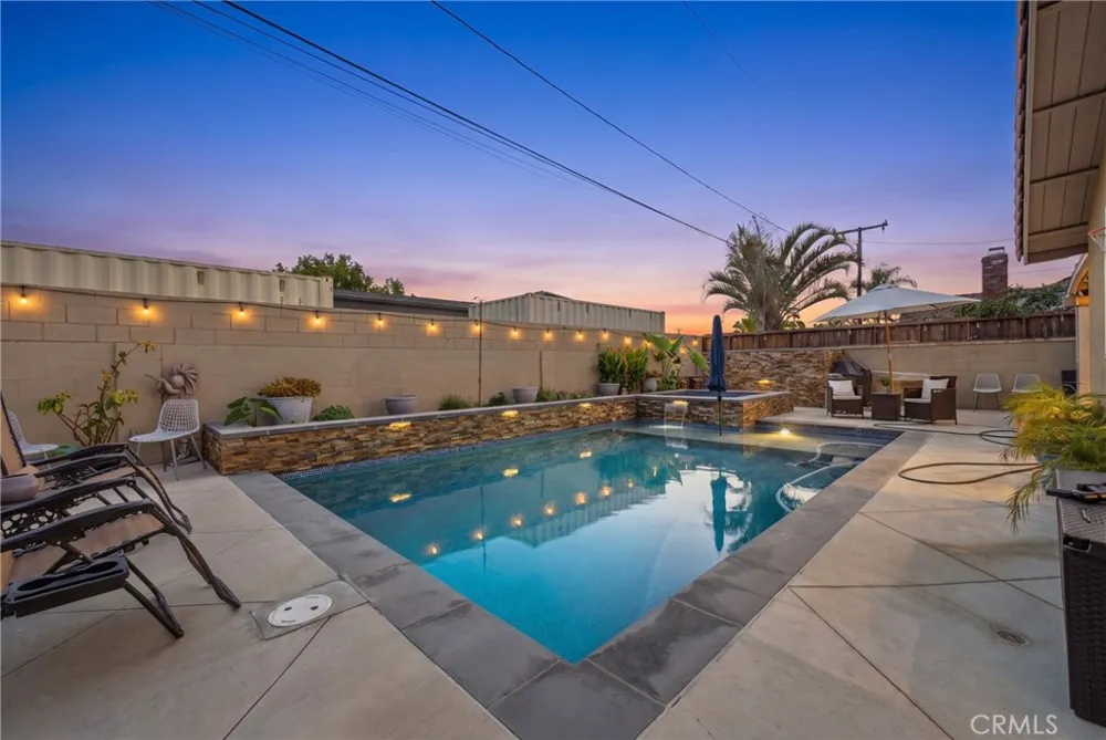 11512 Samoline Downey, CA 90241