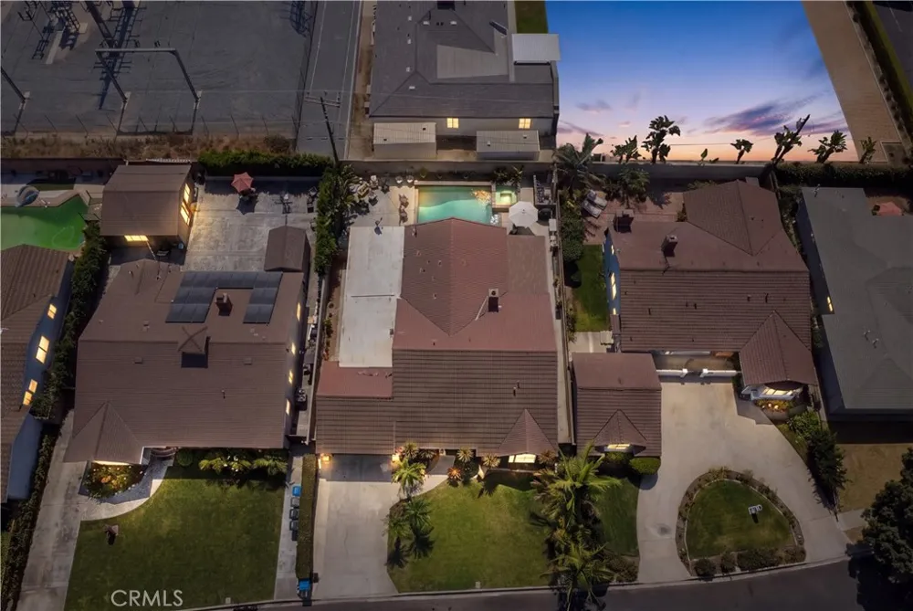 11512 Samoline Downey, CA 90241