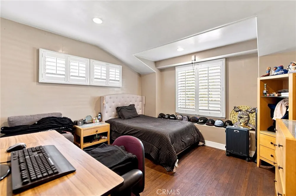11512 Samoline Downey, CA 90241