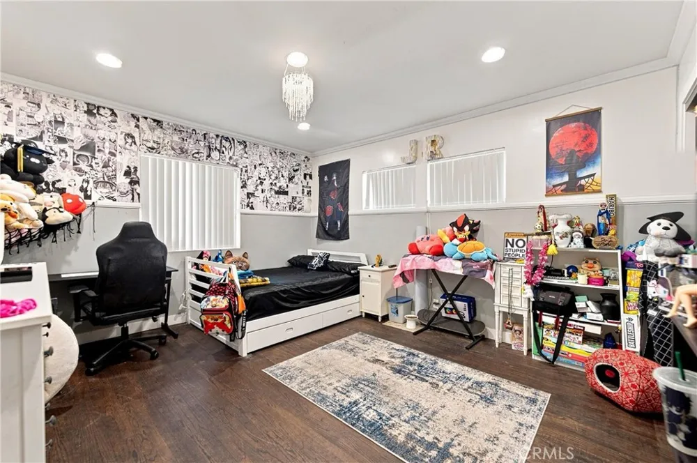 11512 Samoline Downey, CA 90241