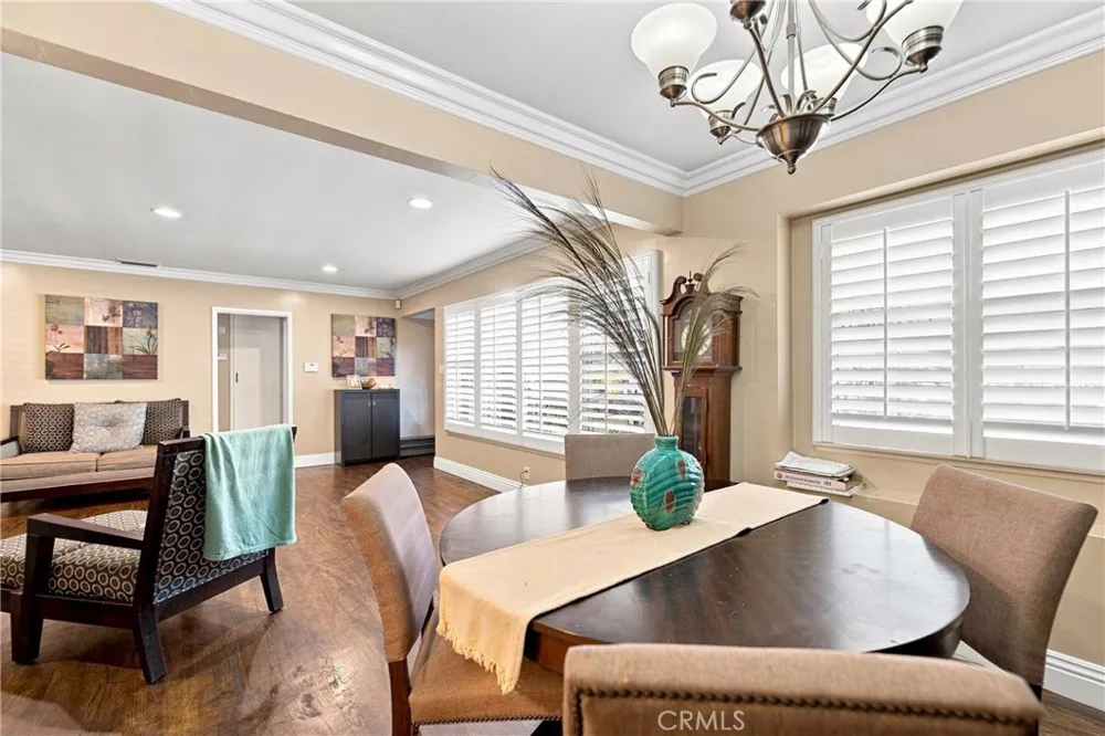 11512 Samoline Downey, CA 90241