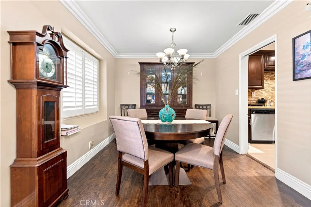 11512 Samoline Downey, CA 90241