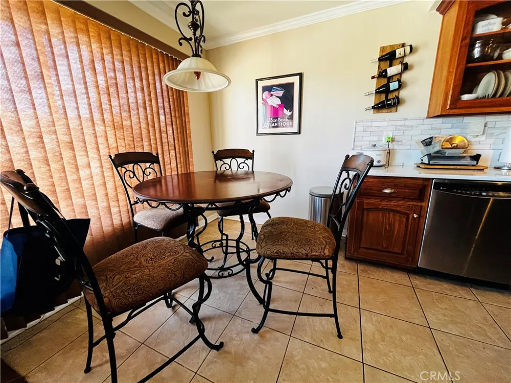 230 Linden Avenue #504 Long Beach, CA 90802