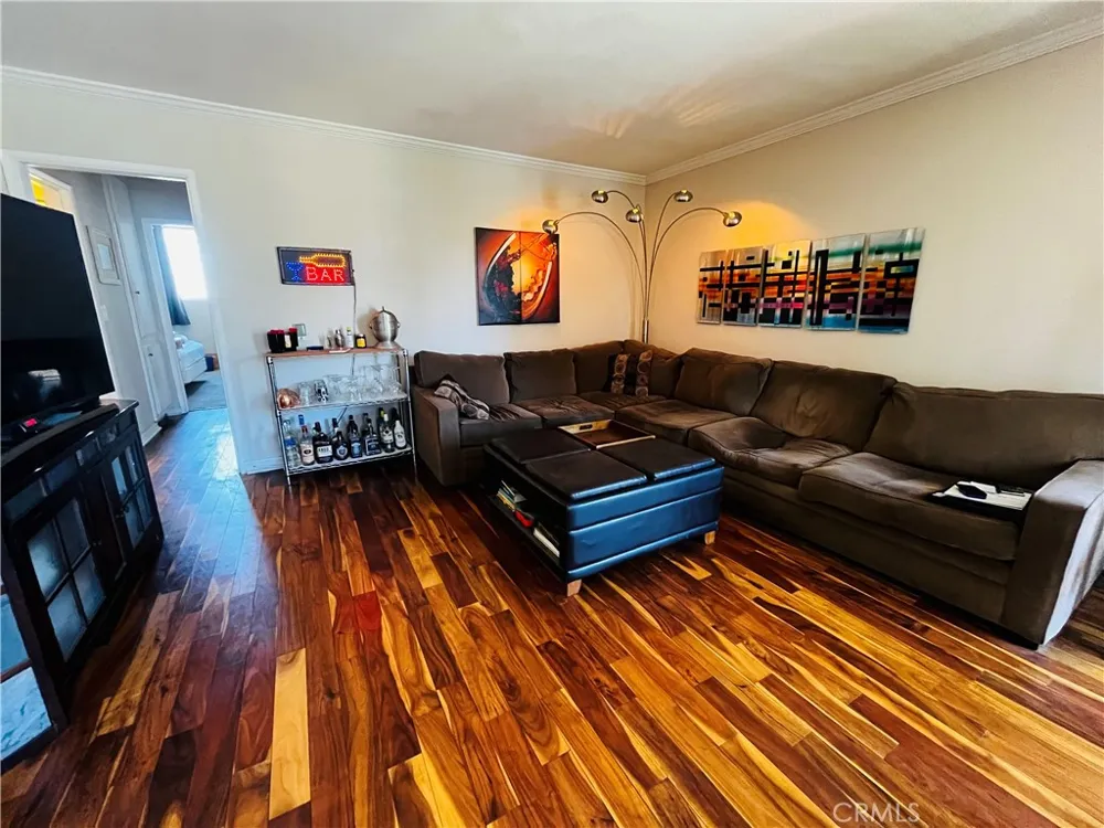 230 Linden Avenue #504 Long Beach, CA 90802