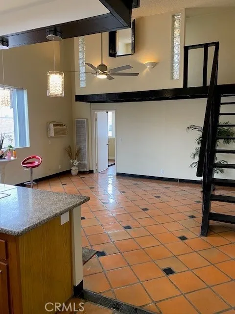 1943 Vista Del Mar Los Angeles, CA 90068