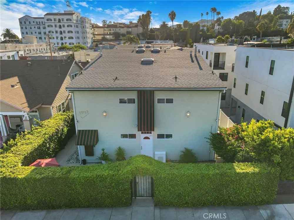 1943 Vista Del Mar Los Angeles, CA 90068