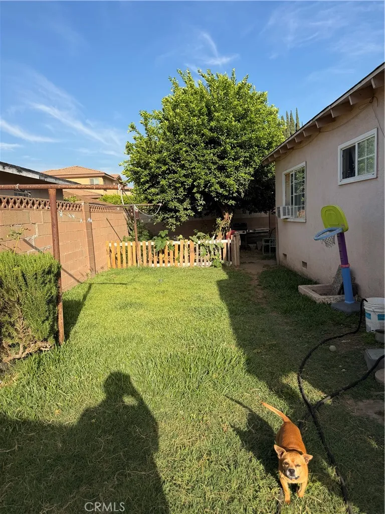 11823 Basye El Monte, CA 91732