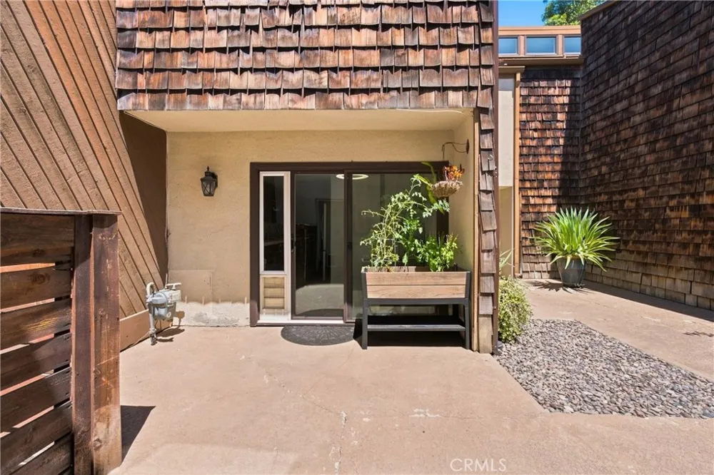 9415 Friendly Woods Whittier, CA 90605