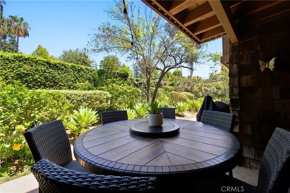 9415 Friendly Woods Whittier, CA 90605
