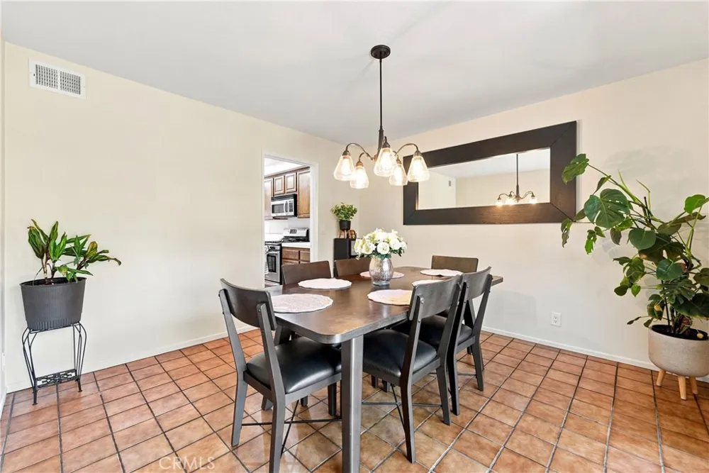 9415 Friendly Woods Whittier, CA 90605