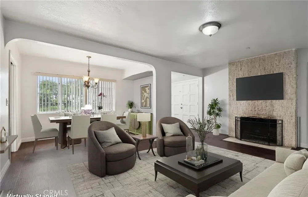12636 Glynn Downey, CA 90242
