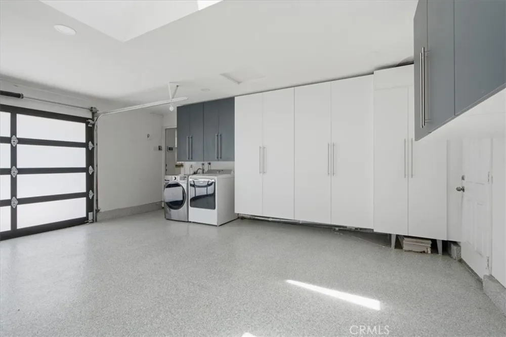 23161 Tulip Lake Forest, CA 92630