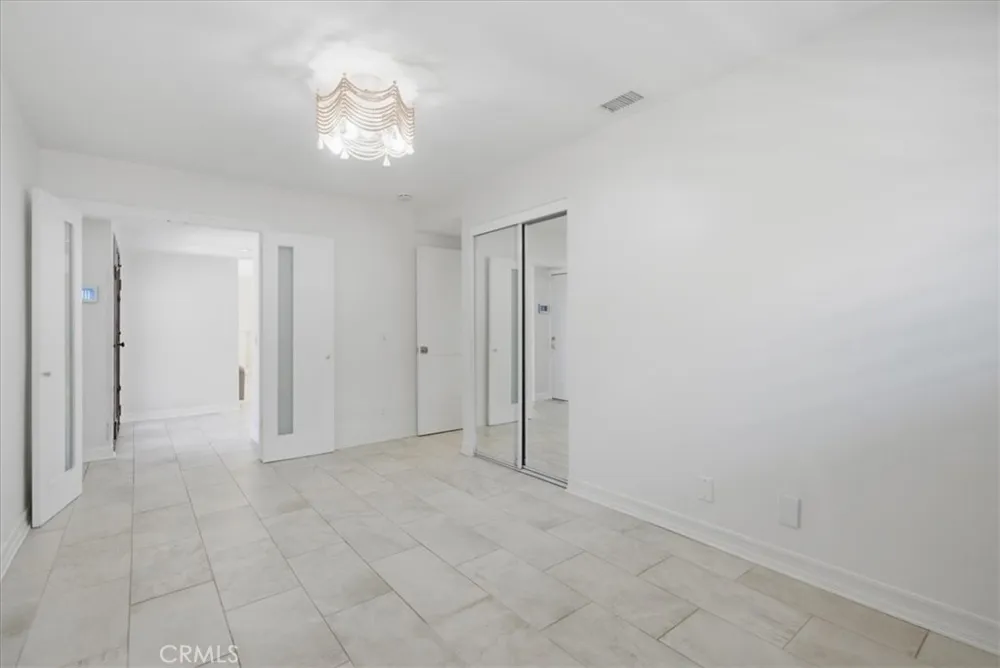 23161 Tulip Lake Forest, CA 92630