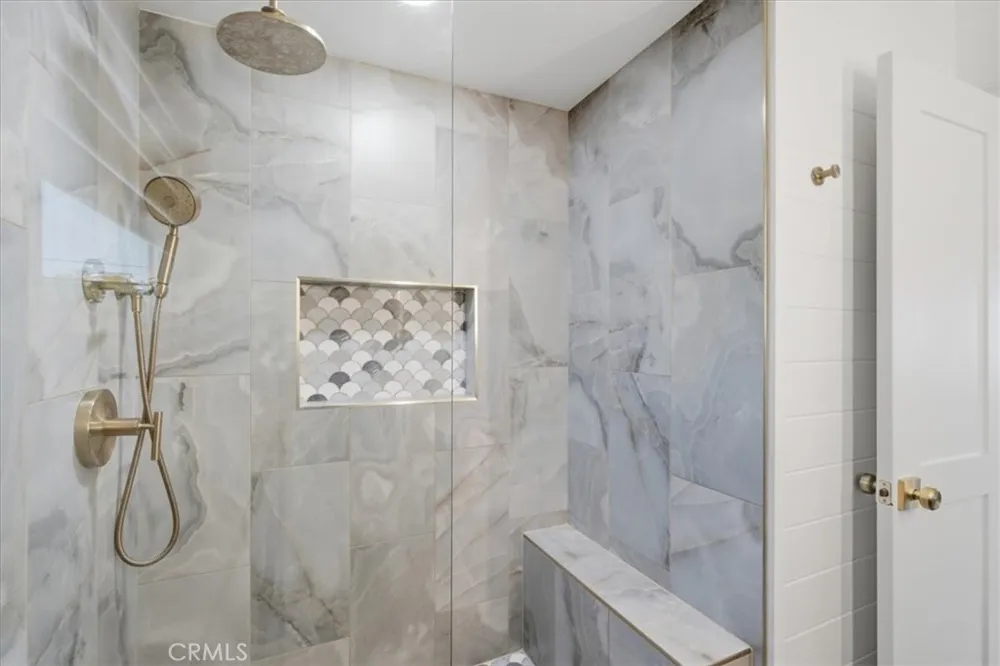 23161 Tulip Lake Forest, CA 92630