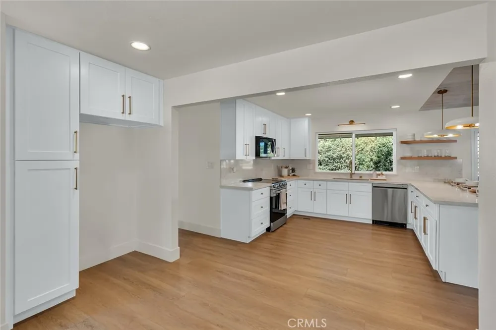 1335 S Waverly Fresno, CA 93727