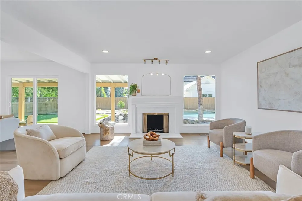 1335 S Waverly Fresno, CA 93727