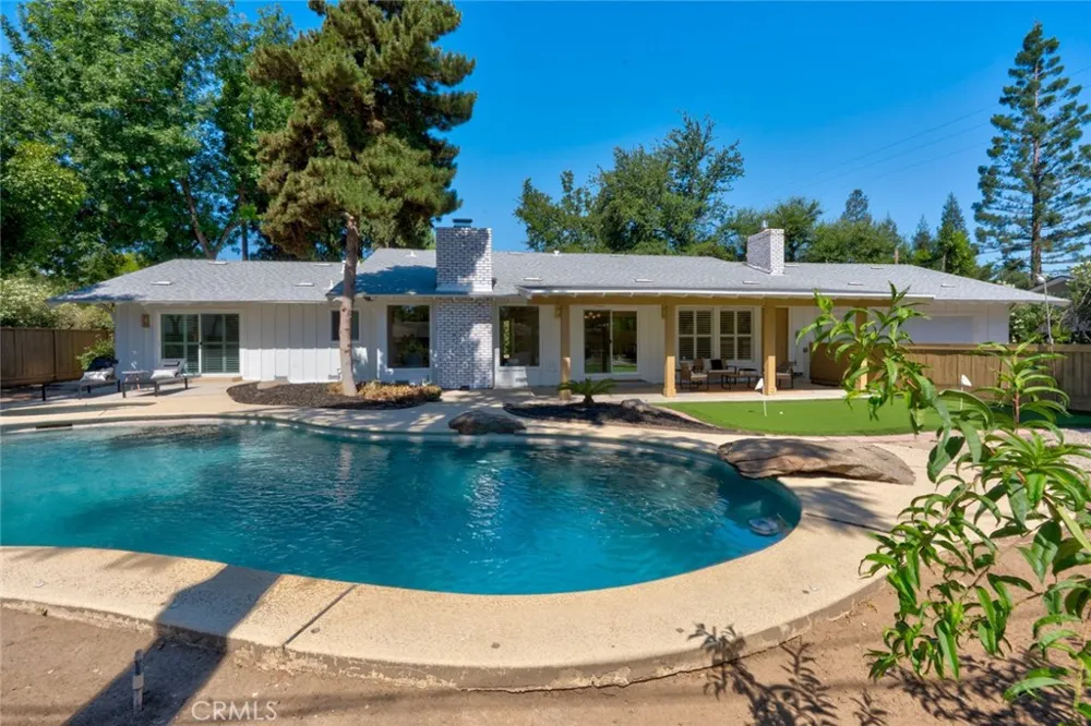 1335 S Waverly Fresno, CA 93727